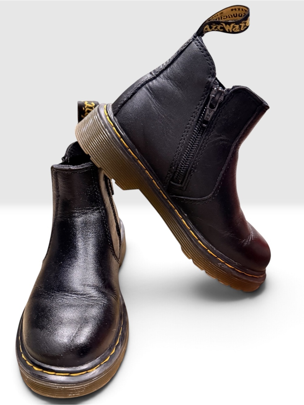 Dr. Martens Softy T boots